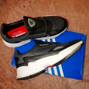 Adidas Torsion Running sneakers